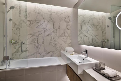 Ultra Luxury King Studio in Yas Island Abu Dhabi 5 Luxury Bookings