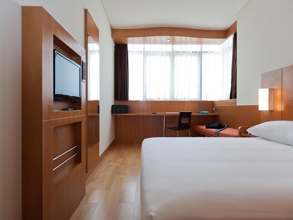 One Bedroom Apartment Near Rabdan Majlis Luxury Bookings