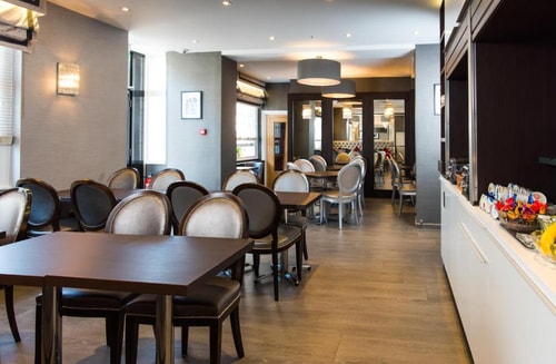 Standard Double Room Near Ecclestone Square LON 9 Luxury Bookings