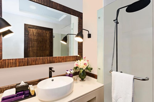 King Or Twin Room Near Umm Suqeim Park Dubai 8 Luxury Bookings