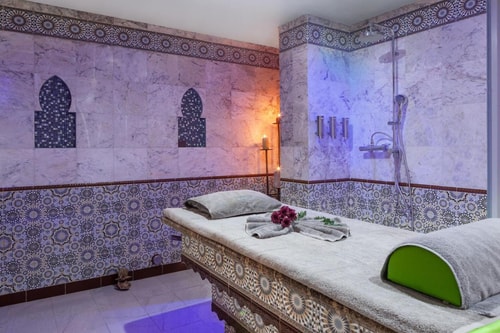 1 Bedroom Suite Near Al Jaddaf Metro Station 10 Luxury Bookings