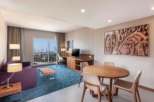 1 Bedroom Suite Near Al Jaddaf Metro Station 4 Luxury Bookings