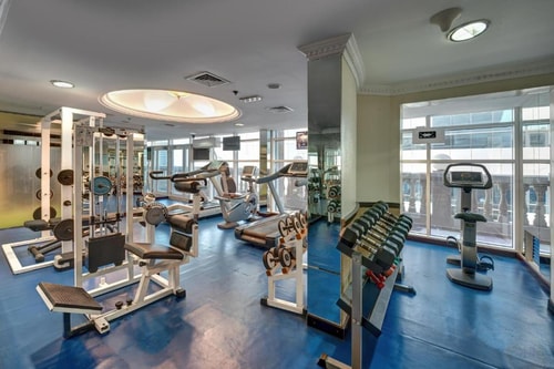 Deluxe King Room Walk from DIFC Metro Station 12 Luxury Bookings
