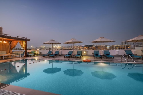 King Room Near Al Khudaiba Mall Ab 5 Luxury Bookings