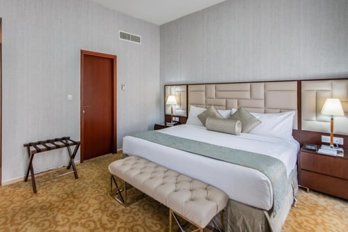 Three Bedroom Apartment In Jbr Sadaf Building Ad 1 Luxury Bookings