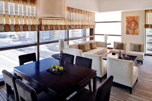 One Bedroom Apartment Near Heritage Park 3 Luxury Bookings