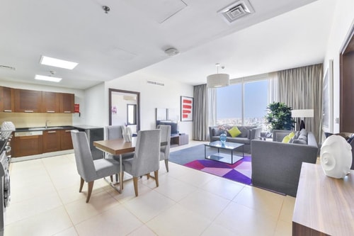Standard 2 Bedroom Apartment Near WTC Metro 14 Luxury Bookings