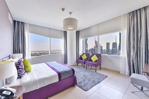 Standard 2 Bedroom Apartment Near WTC Metro 5 Luxury Bookings