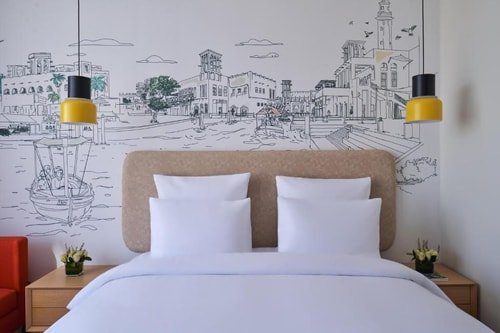 Luxury Studio Apartment Near the Community JVT 6 Luxury Bookings