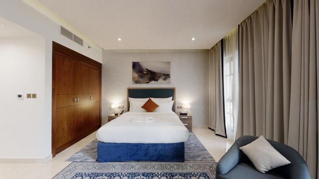 Studio Apartment Near Al Jaddaf Metro Ak Luxury Bookings