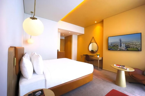 Superior Room In Jvt near Triangle supermarket. 5 Luxury Bookings