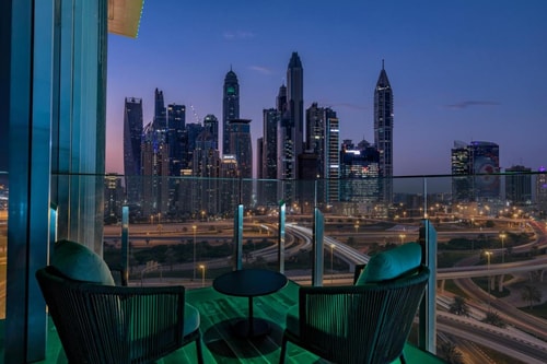 Superior Room Near Jumeirah Bay Towers x3 Jlt 18 Luxury Bookings