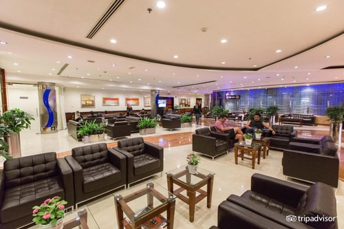 Furnished King or Twin Room Near Maya Supermarket 9 Luxury Bookings