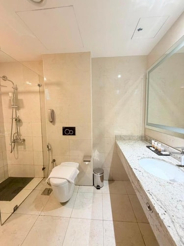 Deluxe Double Or Twin Room Near Citi Supermarket 5 Luxury Bookings