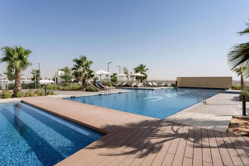 One Bedroom Suite Near Golf City 9 Luxury Bookings