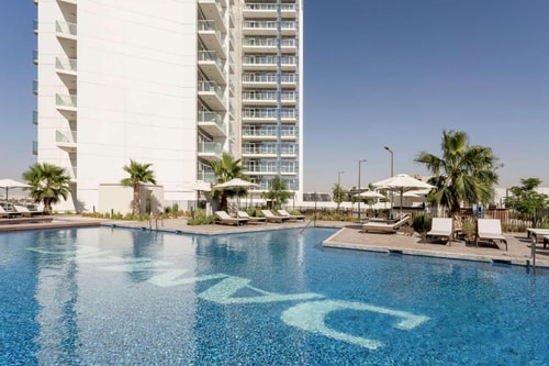 One Bedroom Suite Near Golf City 13 Luxury Bookings