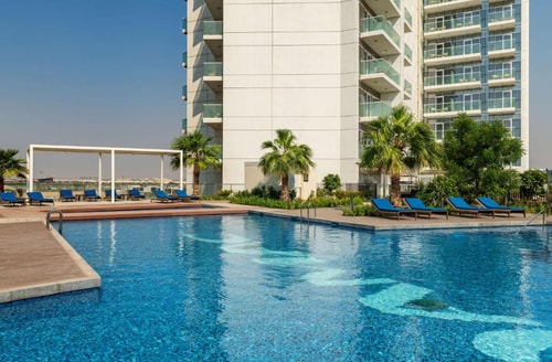 One Bedroom Suite Near Golf City 15 Luxury Bookings