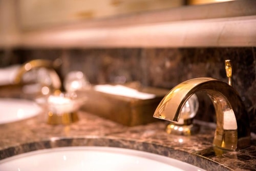 Executive Suite near Capital park 2 Luxury Bookings