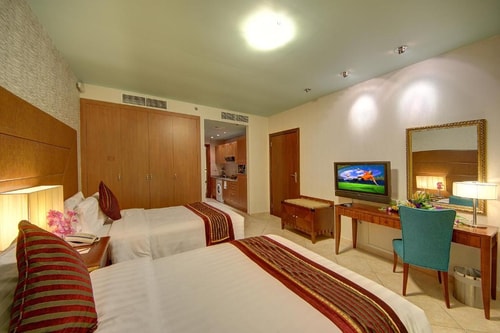 One Bedroom Apartment Near by Day To Day Al Karama 6 Luxury Bookings