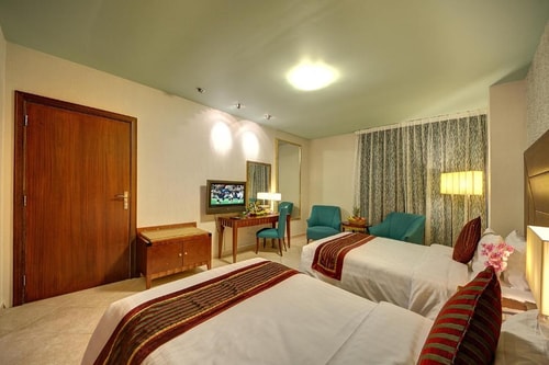 One Bedroom Apartment Near by Day To Day Al Karama 5 Luxury Bookings