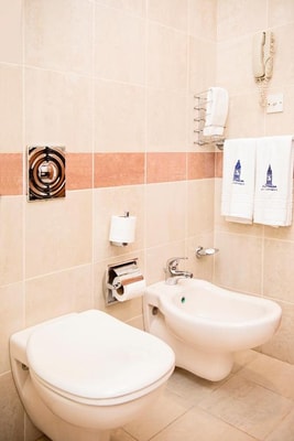 Studio Apartment Near British Embassy 5 Luxury Bookings