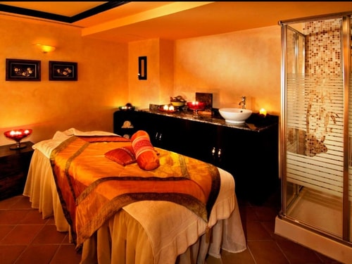 Deluxe Room Near Dubai Museum By Luxury Bookings 18 Luxury Bookings