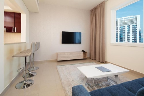 Standard One Bedroom Apartment Near Fmart Marina 15 Luxury Bookings