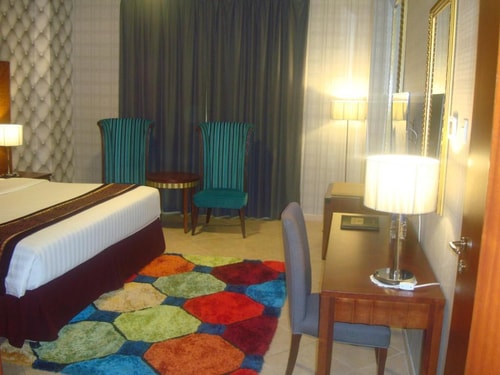 1 Bedroom Apartment Near Day To Day Al Karama 8 Luxury Bookings
