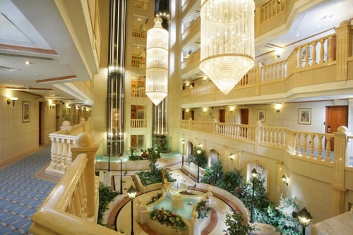 Deluxe Near Green Lily Sp By Luxury Bookings 26 Luxury Bookings