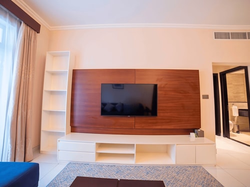 New Executive one Bedroom Suite Near Mashreq Metro 2 Luxury Bookings
