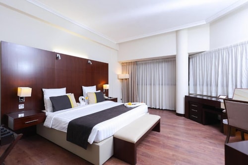 Superior Double Or Twin Room Near Deira Clocktower 1 Luxury Bookings