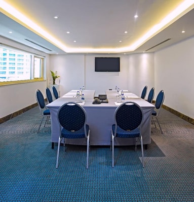 Studio Apartment Near Deira City Centre Metro Ab 16 Luxury Bookings