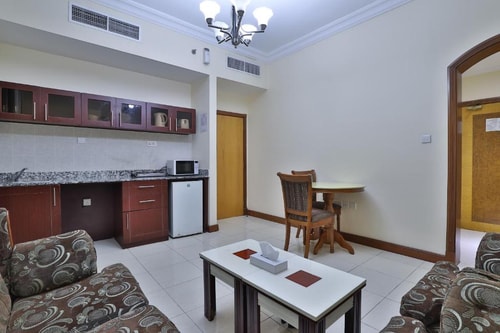 One Bedroom Apartment Near Burjuman Metro Station 5 Luxury Bookings
