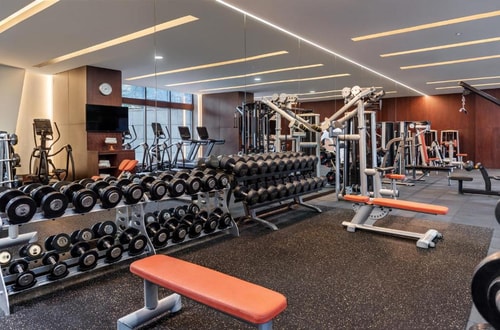 Studio Residence Near Burj Al Salam SZR 15 Luxury Bookings