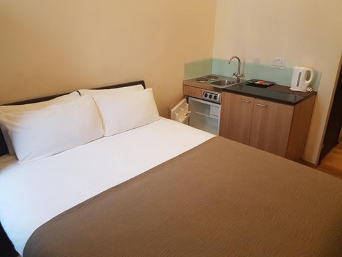 Double Or Twin Room Near Kildare Gardens LON 7 Luxury Bookings