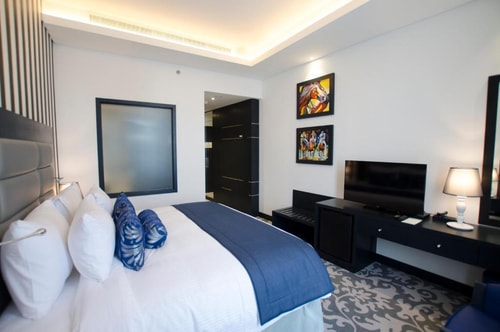 Classic Room Near Dubai Internet City Metro Luxury Bookings