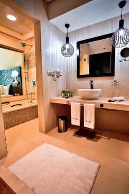 Superior Room Near Mall Of Emirates 5 Luxury Bookings
