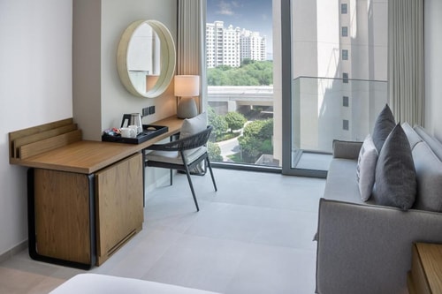 Superior Room In Palm Jumeirah Near Dukes Palm 1 Luxury Bookings