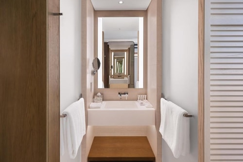 Premium Room In Palm Jumeirah 4 Luxury Bookings