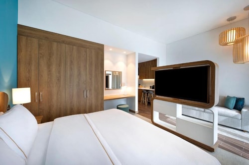 King Studio Near DXB Airport By Luxury Bookings 1 Luxury Bookings