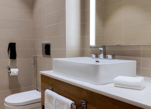 King Studio Near DXB Airport By Luxury Bookings 6 Luxury Bookings