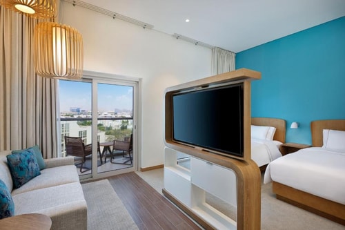 King Studio Near DXB Airport By Luxury Bookings 12 Luxury Bookings