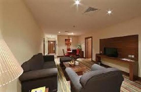 Deluxe King Room near Habib Bank Baniyas 11 Luxury Bookings