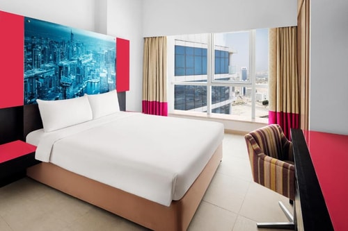 Four Bedroom Apartment Near Mashreq Metro Station 2 Luxury Bookings