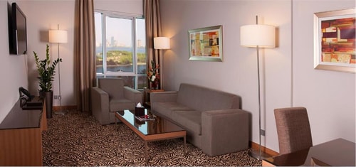 Executive Suite Near Al Majaz Island Sharjah 3 Luxury Bookings