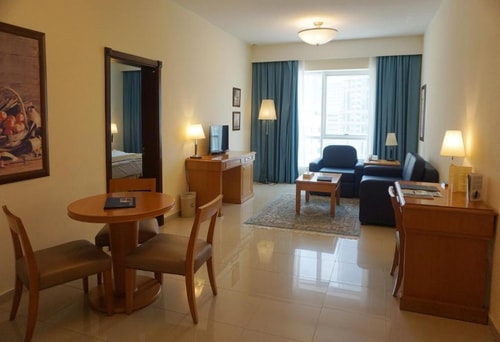 One Bedroom Apartments Near Khalid Lake 3 Luxury Bookings