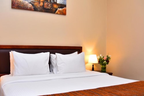 Studio Apartment Near Al Khan Beach Luxury Bookings