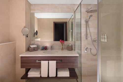 Studio Apartment Near The Media Lounge Palm Ab 4 Luxury Bookings