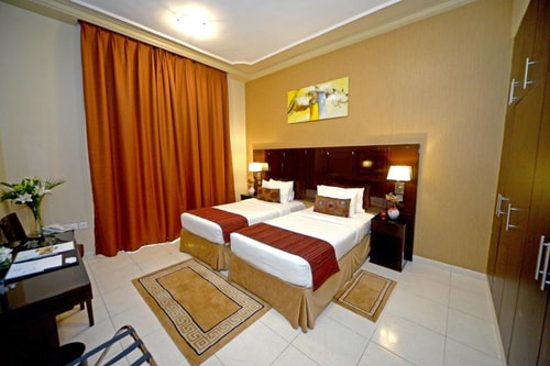 Two Bedroom apartment Near NMC Sociality Hospital 1 Luxury Bookings