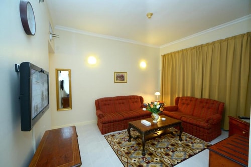 Executive Suite Near Grand Mall Sharjah 3 Luxury Bookings